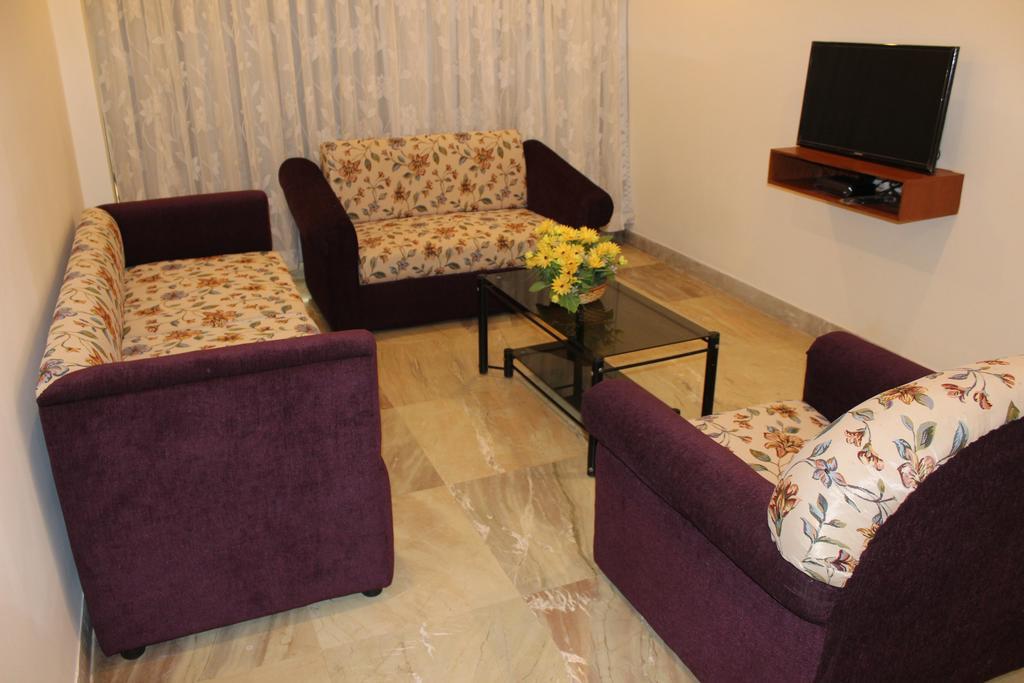 Paramount Inn Sriperumbudur Exteriör bild